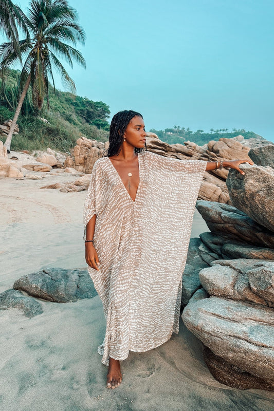 Kaftan Orisha Grey Chiffon with Clear Quartz - Shambori Spirit