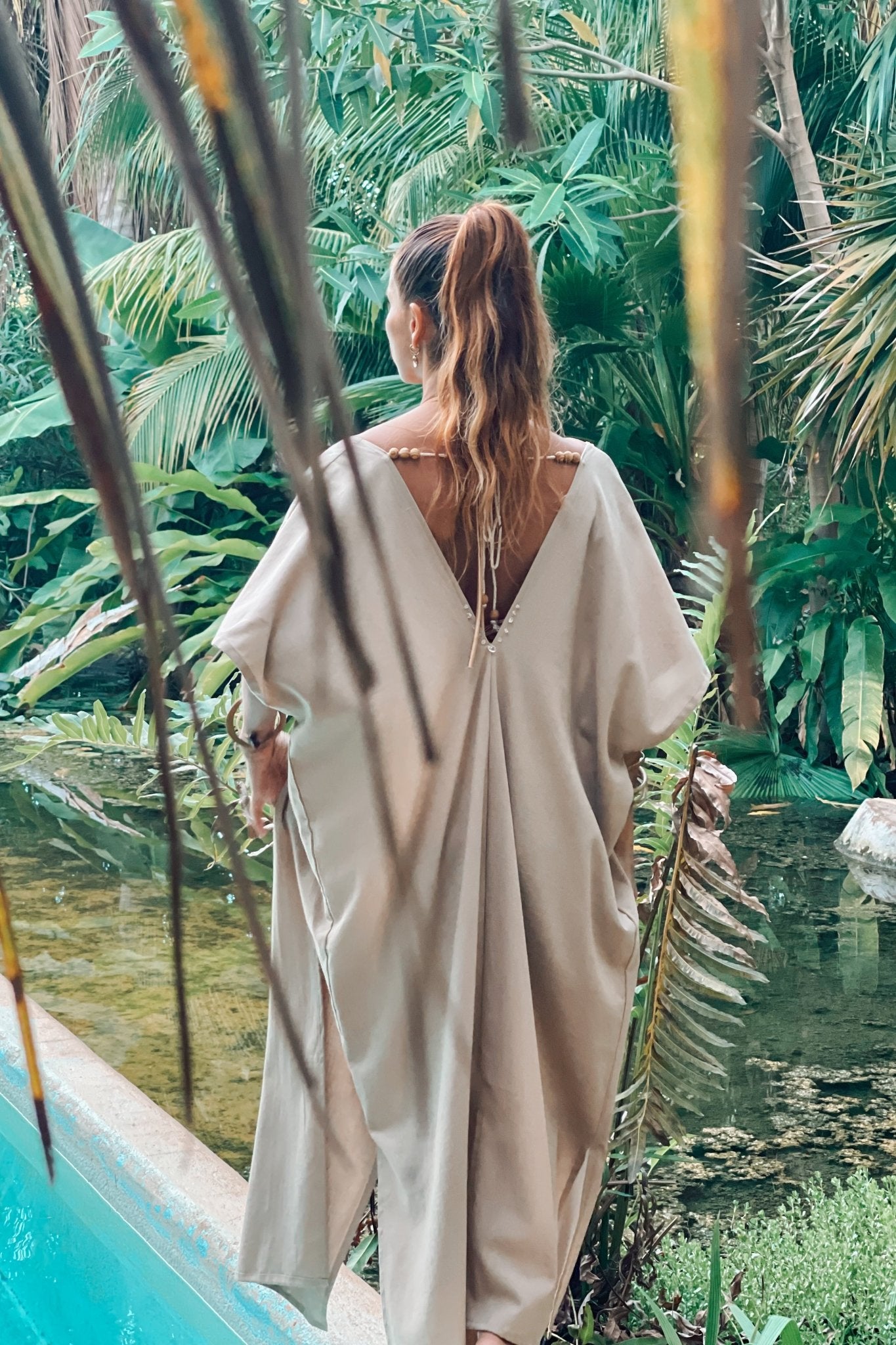 Kimono Orisha Beige Cotton Manta with Clear Quartz - Shambori Spirit